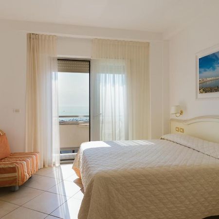 Hotel Acapulco Milano Marittima Exterior foto
